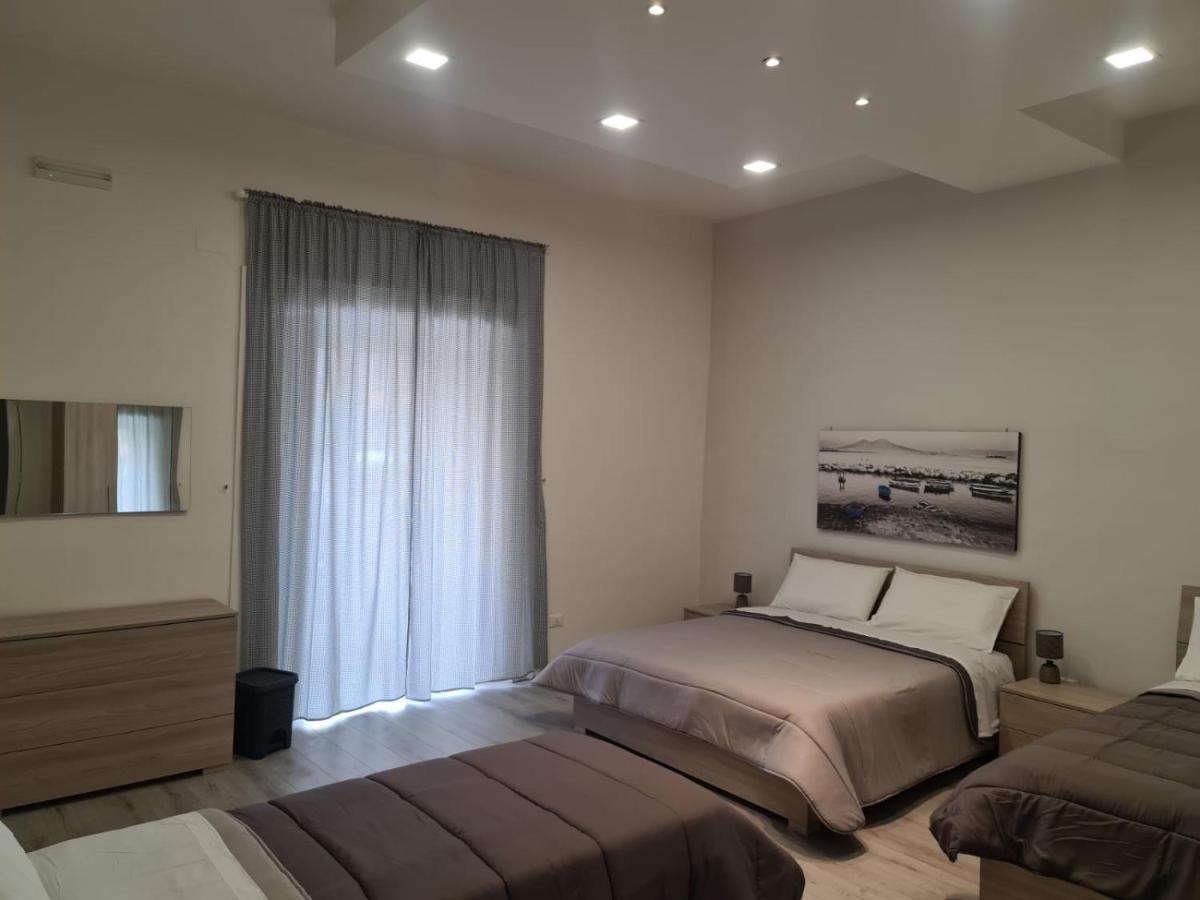 Vanzi Rooms Nápoly Kültér fotó
