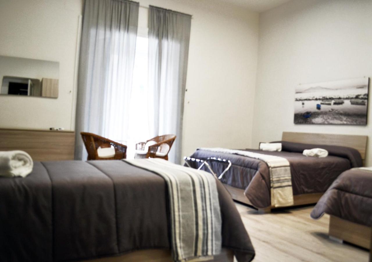 Vanzi Rooms Nápoly Kültér fotó